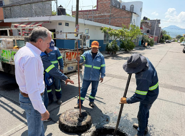 SAPAZ refuerza mantenimiento de la red sanitaria para prevenir afectaciones por lluvias