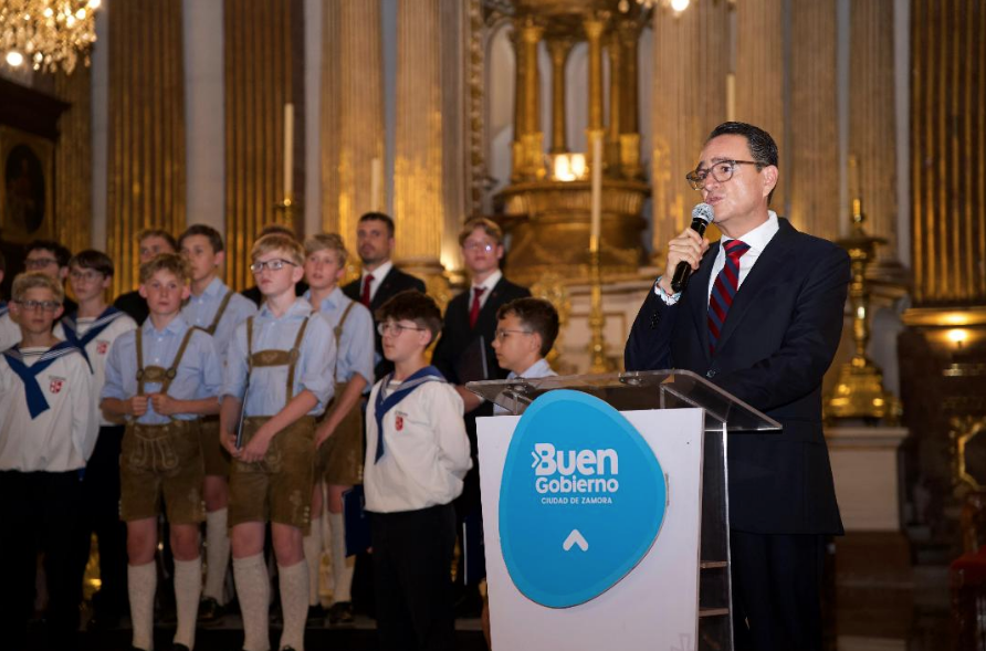 Acercaron cultura a los zamoranos con la presentación de los Niños Cantores de San Florian