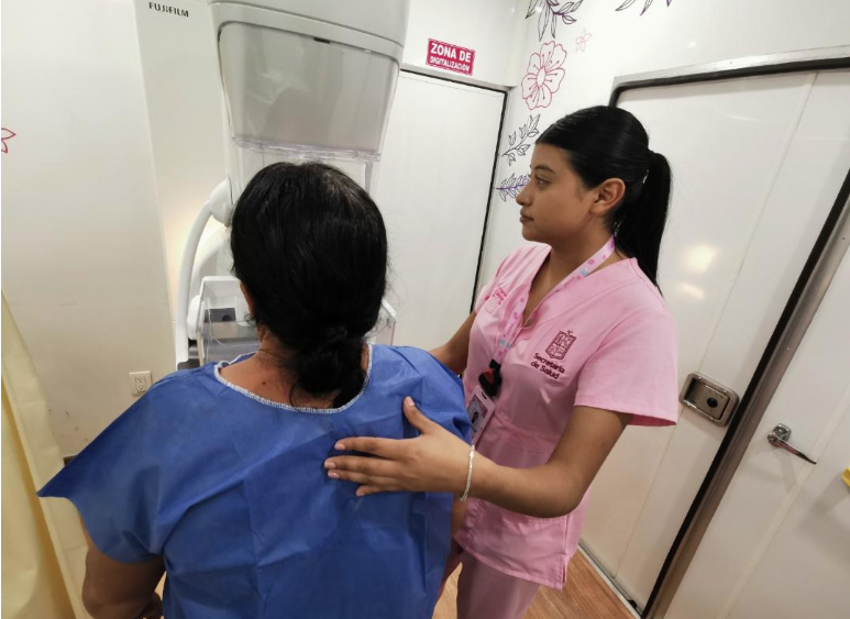 Buen Gobierno y Jurisdicción Sanitaria acercan mastografías gratuitas a mujeres 