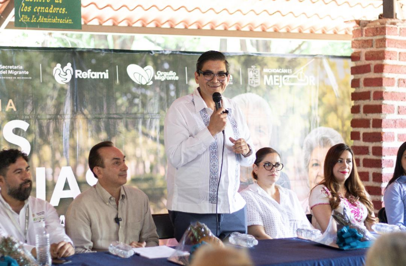 Con gran éxito se entregan 15 visas a adultos mayores de Tangancícuaro por medio del programa REFAMI.