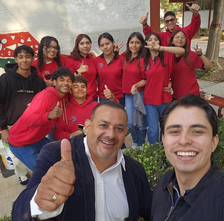 Estudiantes del CBTis 52 realizan mural del Mundial 2026 y reciben reconocimiento oficial