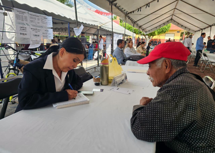 Buen Gobierno lleva el programa “Tu Voz, mi Compromiso” a La Sauceda