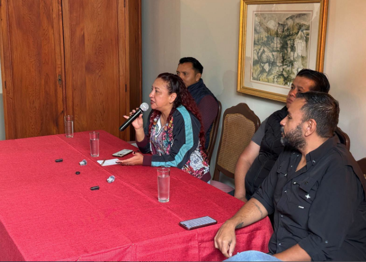 Seyra Aleman se registra para buscar coordinación de Morena en el Distrito 05