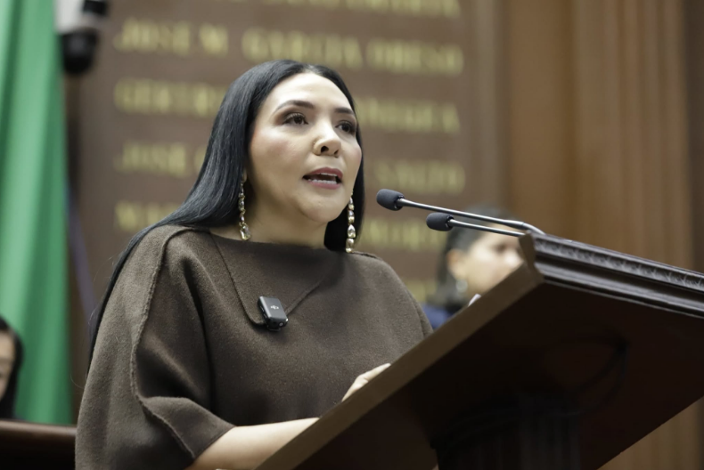 La doble nacionalidad no significa doble lealtad a México: Adriana Campos Huirache GPPRI rechaza reforma