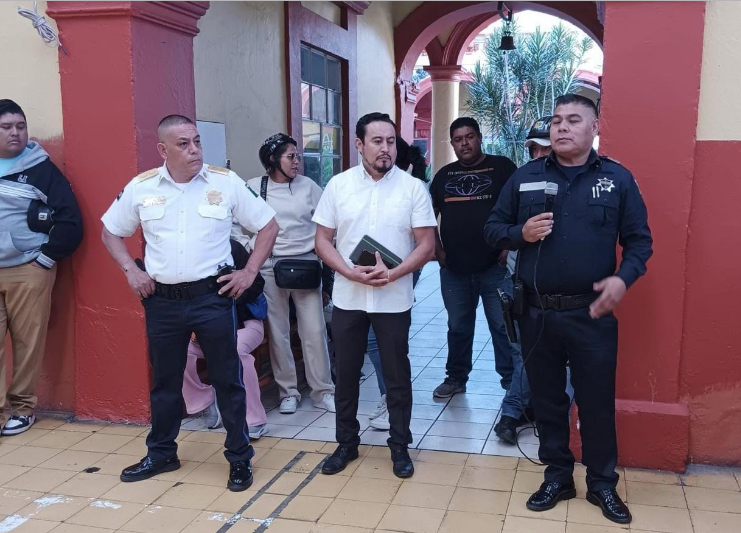 Capacitan a padres de familia sobre el Operativo Carrusel y educación vial