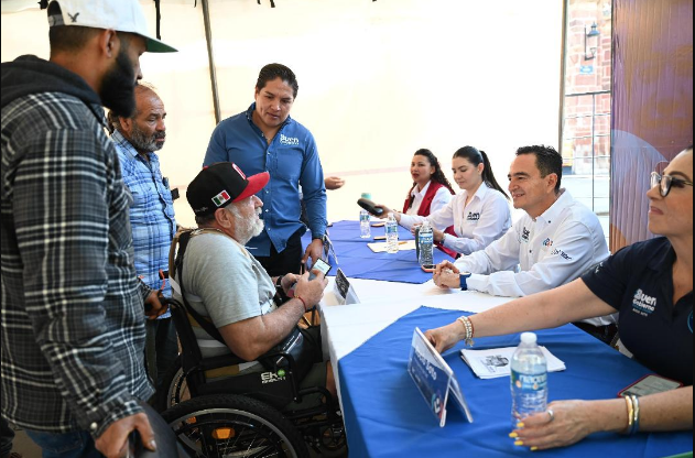 Carlos Soto cercano a la ciudadanía con el programa Tu voz mi Compromiso