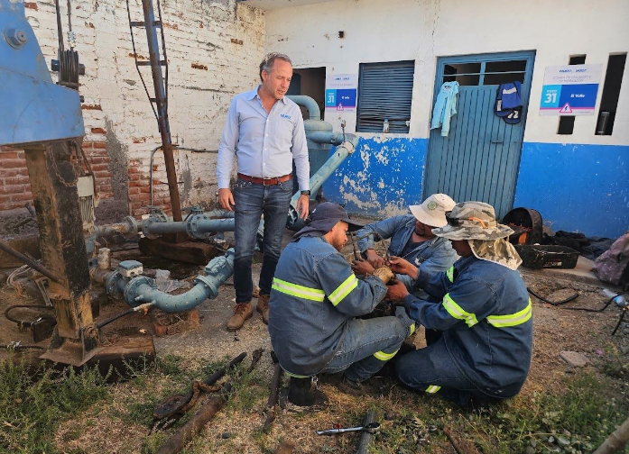 Brindarán mantenimiento en las fuentes de abastecimiento de agua en la colonia El Valle 