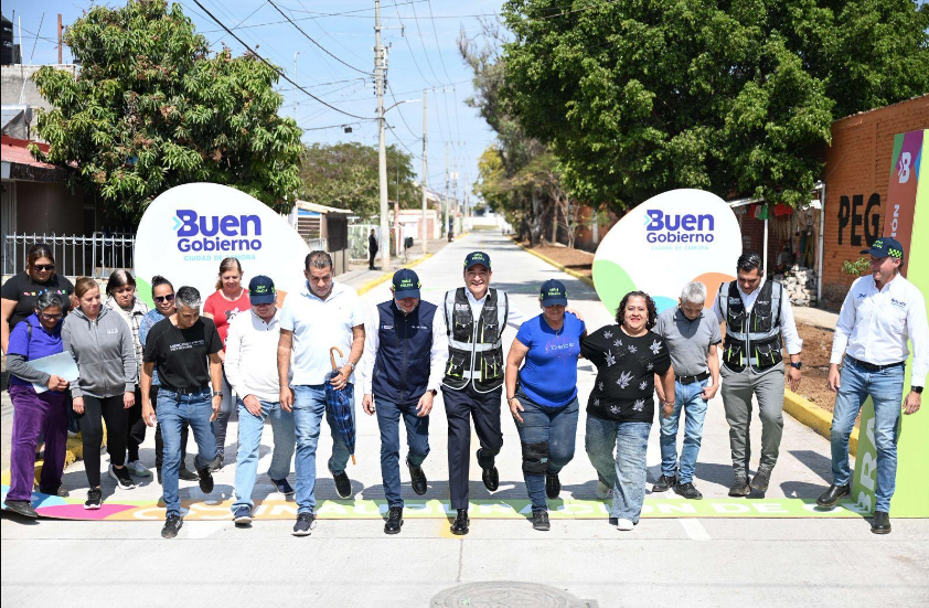 Carlos Soto inauguró obra de mejoramiento integral de la calle Galicia en Infonavit La Pradera